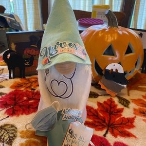 Gnome nurse